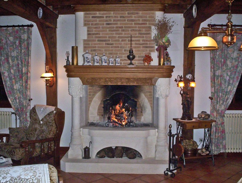 Fabricant de cheminée traditionnelle sur-mesure en Normandie